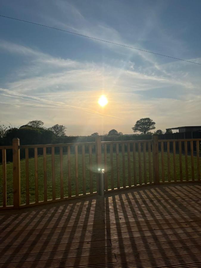 Hillvine Hotel Hartpury Exterior photo